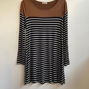 Vida Clothing boutique black and white striped dress with faux suede medium